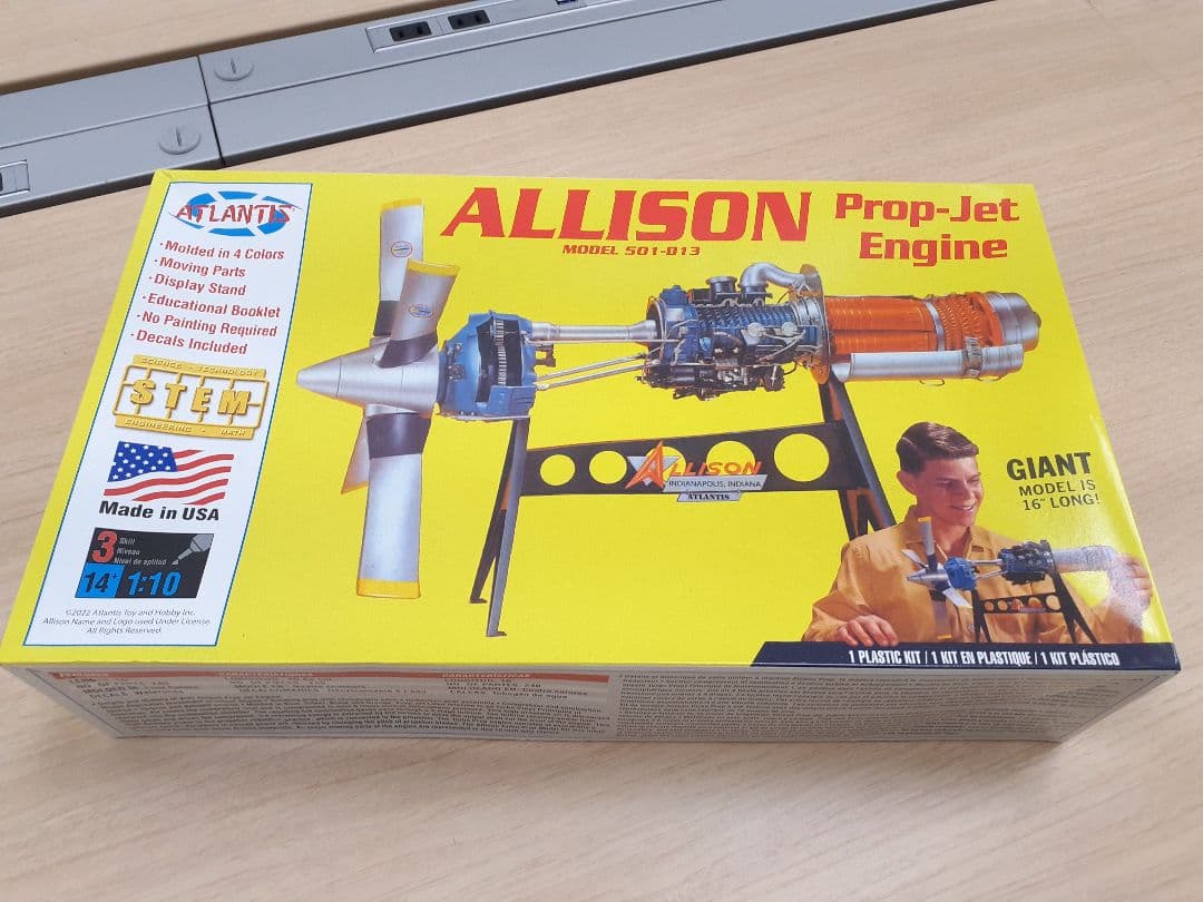 プラモデル　 Allison 501-D13 Prop-Jet Engine