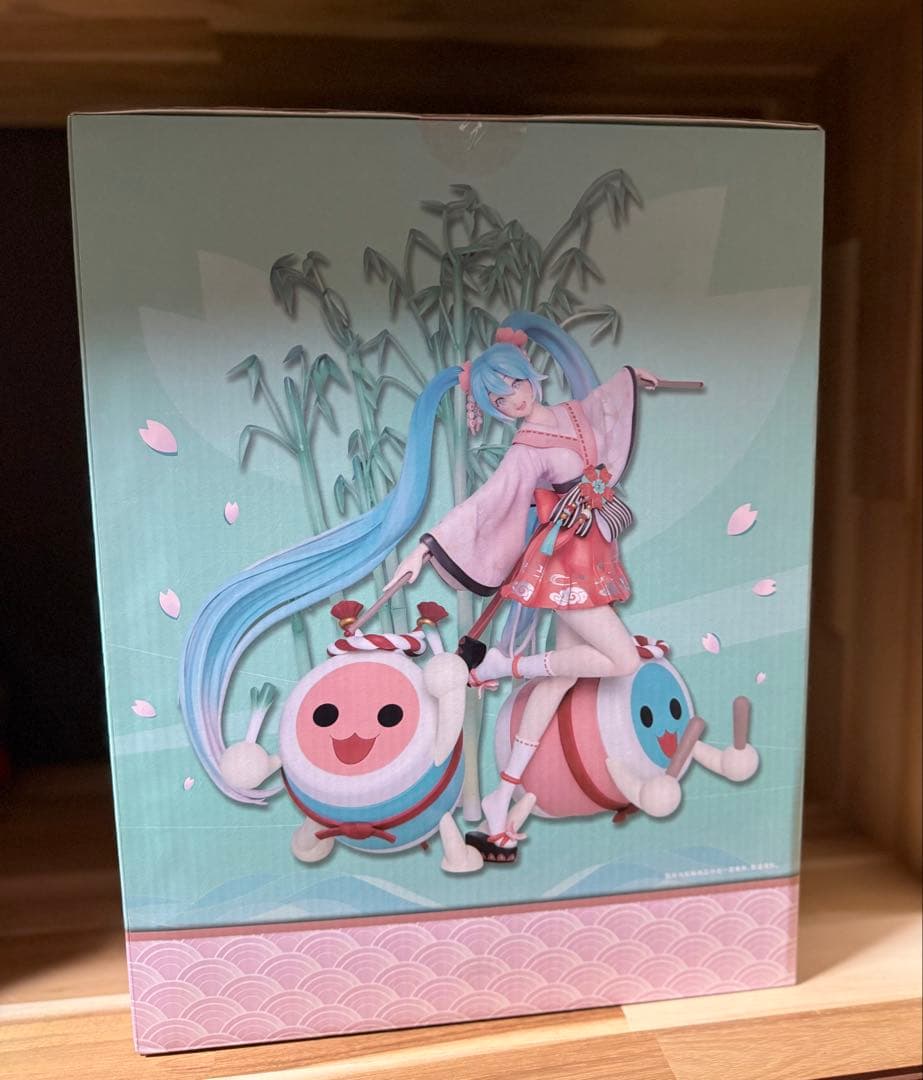 希少 初音ミク 太鼓の達人 コラボフィギュア 公式ライセンス