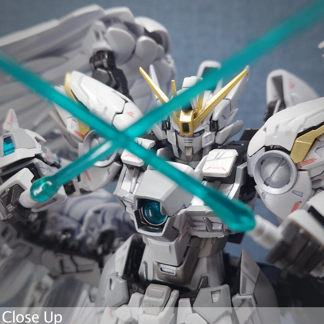 MG ウイングガンダムゼロ \" white カスタム\" パール塗装完成品