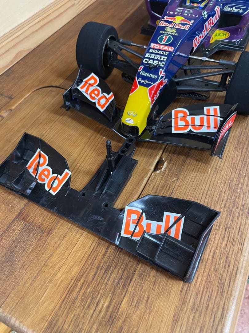 ラジコン　F1 ボディー　レッドブル　RED BULL プロトフォームF103