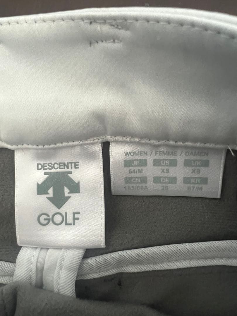 DESCENTE GOLF　デサントゴルフ　エアーポケットダウンスカート　M
