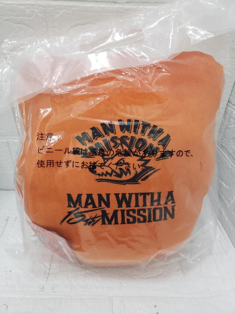 A067-104♪120 一番くじ MANWITHAMISSIONクッション5個