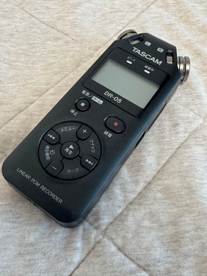 TASCAM DR-05 VERSION 3 リニアPCMレコーダー（箱付き）