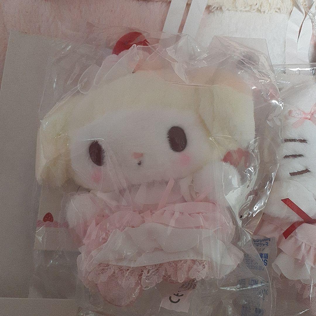 いちごホイップ　マスコットセット　 マイメロ　キティ　クロミ　シナモン