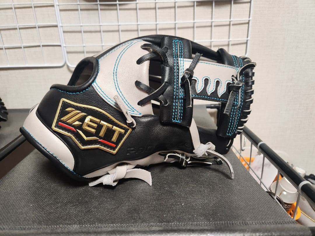 【最高級】プロステイタス　　　　　　　　　　　　軟式オーダーグローブ（内野手用）