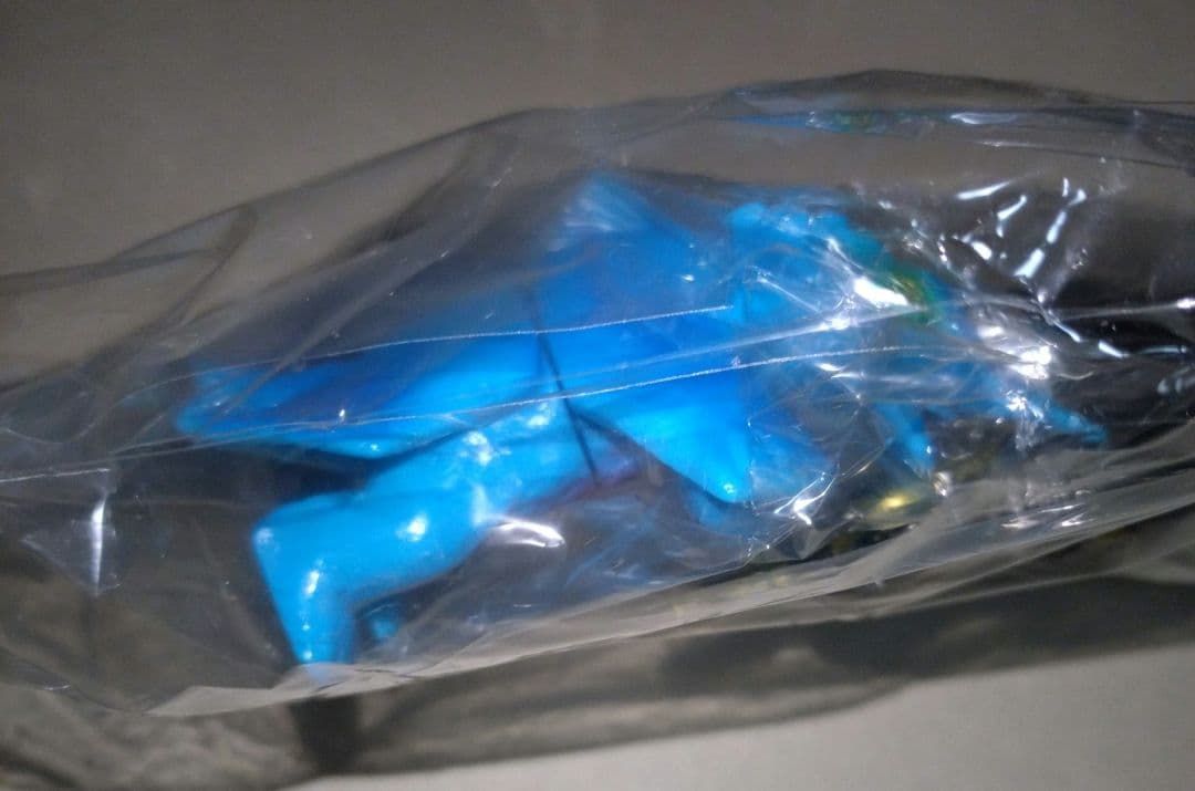 ベアモデルソフビオール怪獣コレクションバルキー星人&ミニ•サメクジラ未使用未開封