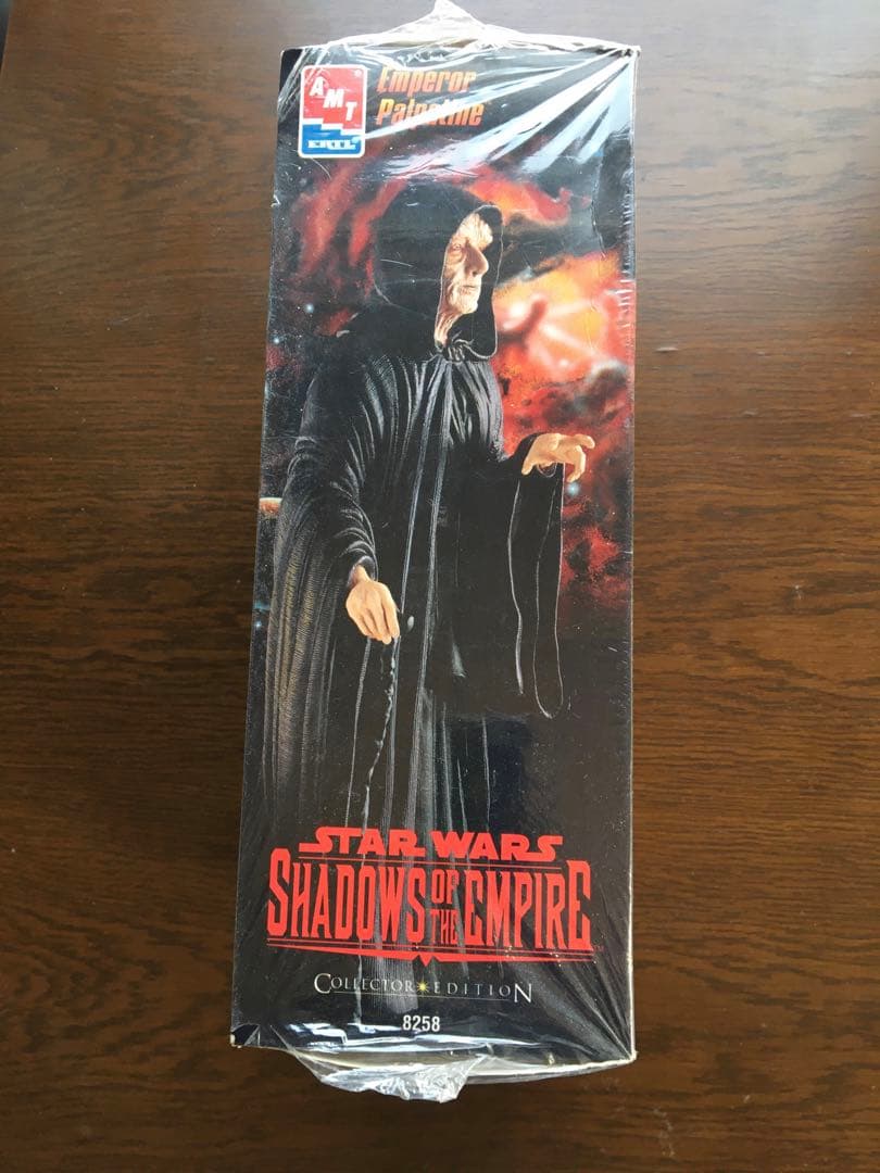 【STAR WARS】輸入プラモデル　未組み立て　未開封　　パルパティーン皇帝