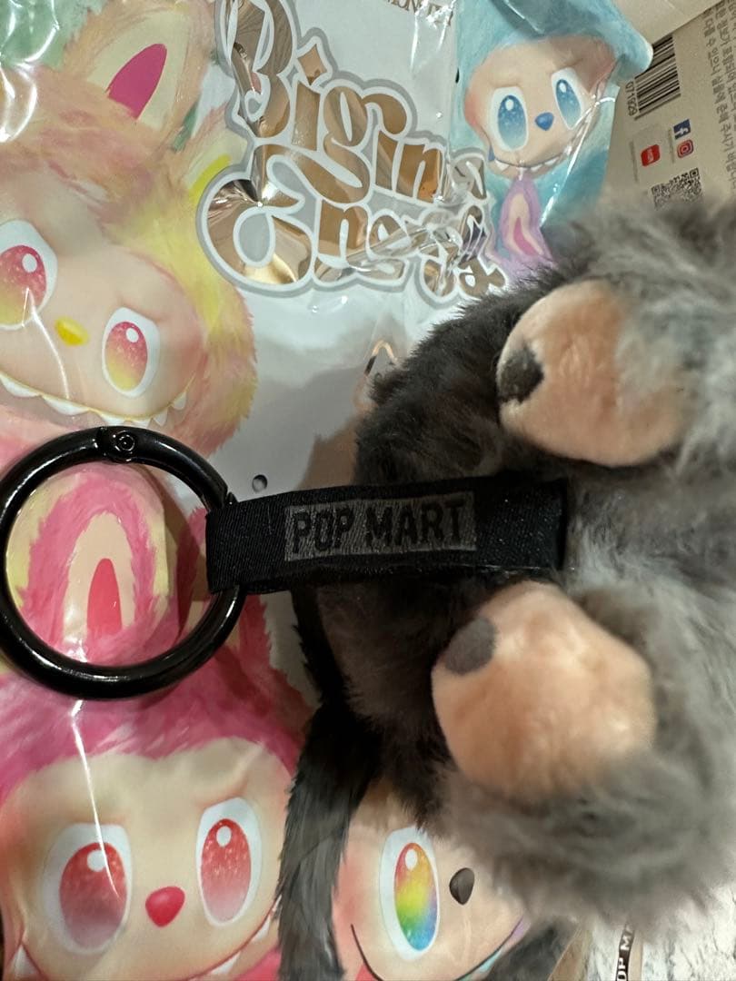 THE MONSTERS Big into Energy ラブブ　シークレット