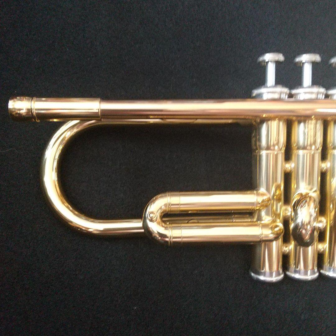 ヤマハトランペット 「YTR-1335」ゴールドラッカー仕様。美品