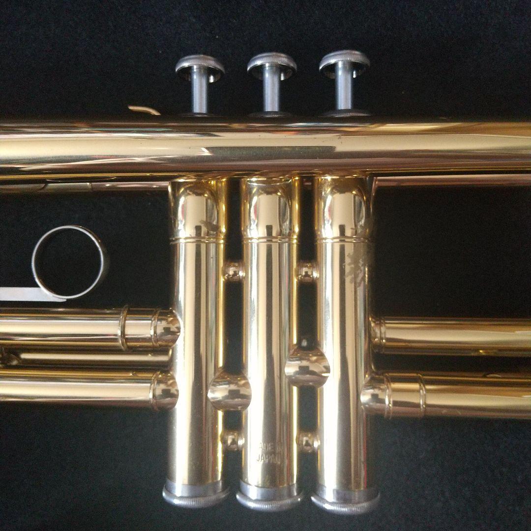 ヤマハトランペット 「YTR-1335」ゴールドラッカー仕様。美品
