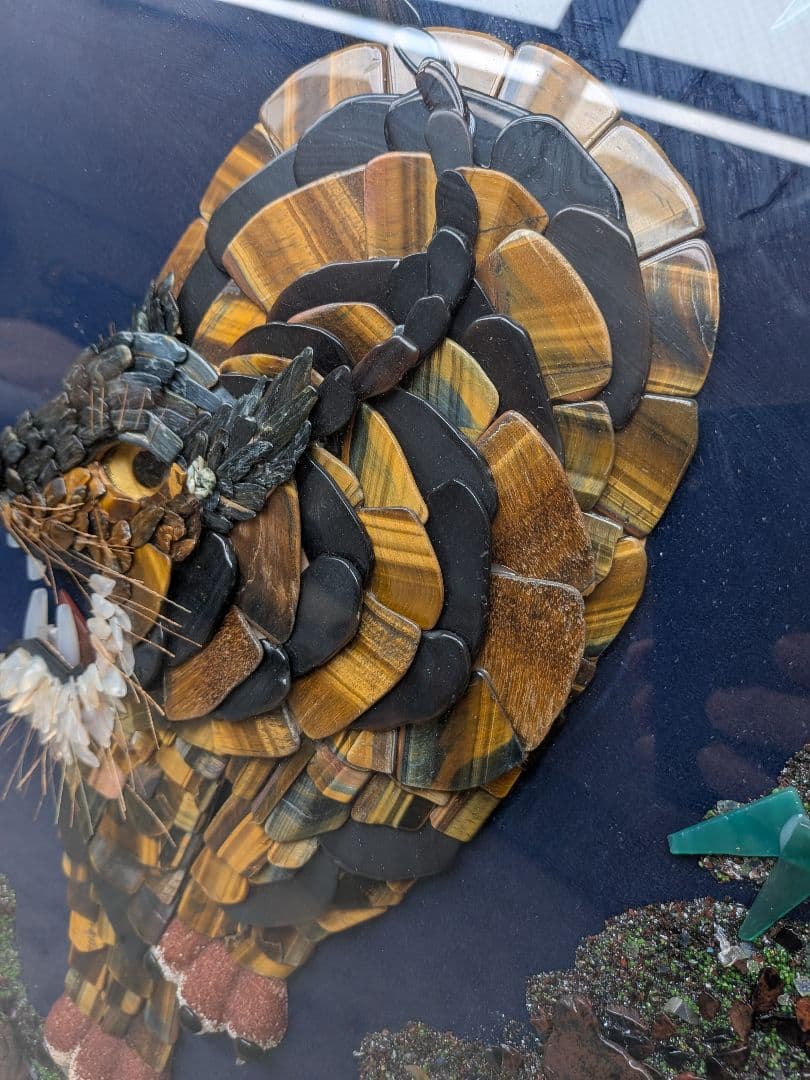 天然石虎アート作品 大きなサイズ　宝石画　タイガーアイ 縁起物！