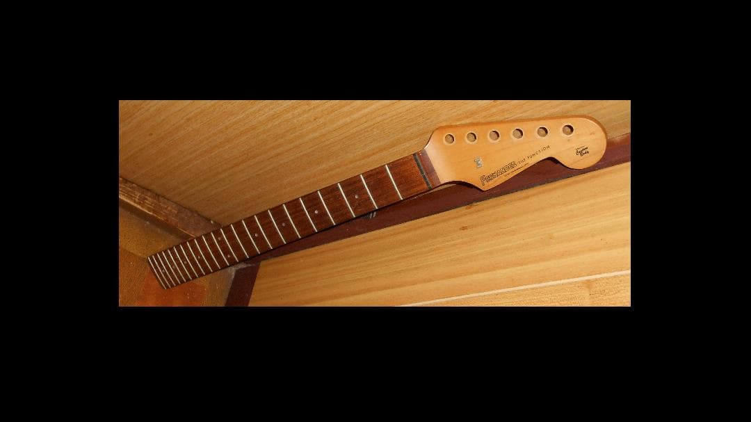 80年代中期～　フェルFSTネック