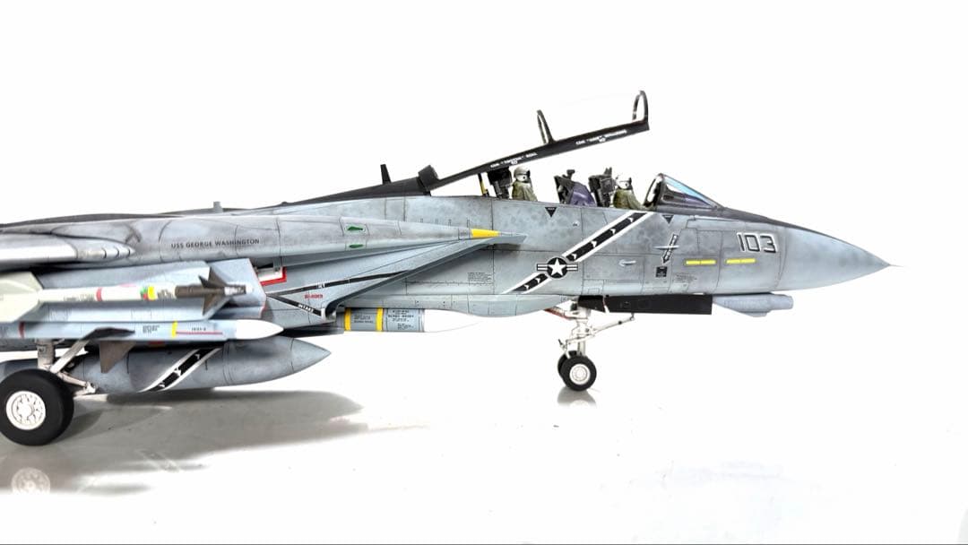 タミヤ1/48 F-14D TOMCAT ジョリーロジャース仕様VF-103