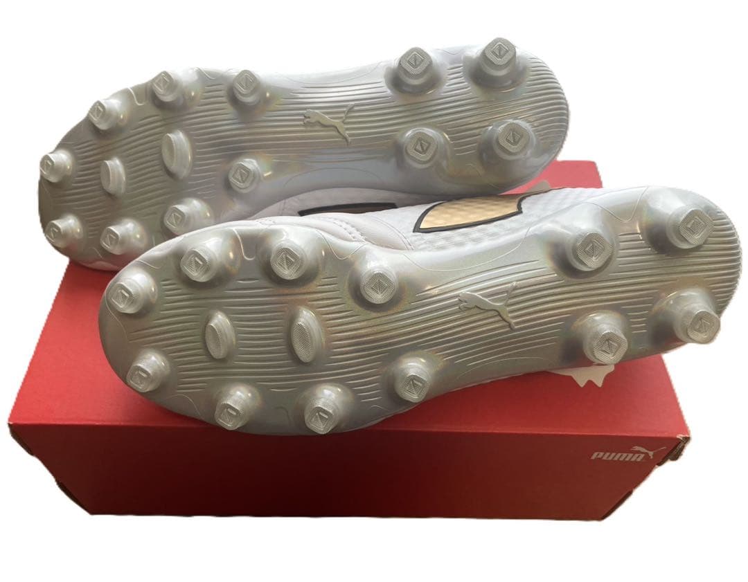 プーマ　キングミライ　26.5cm（新品未使用）定価:27,500円