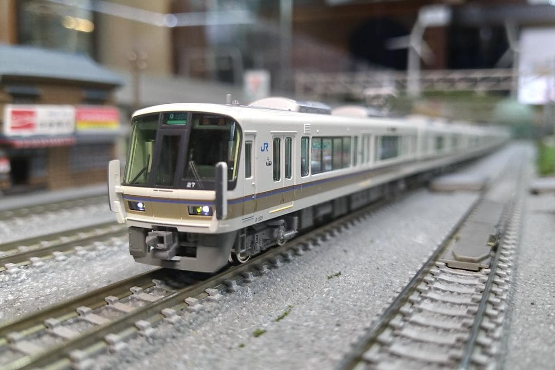 JR 221系リニューアル ＜大和路快速＞ 基本・増結 8両セット Nゲージ