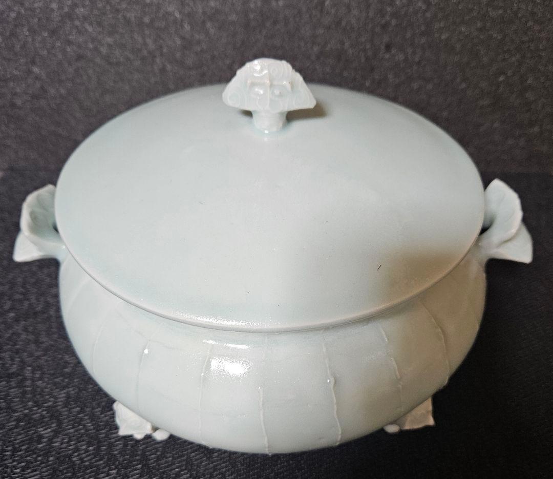 京焼　清水焼　名工 吉川充 造　青白磁　有蓋獣足鉢　香器香炉　お櫃　高島屋出品作