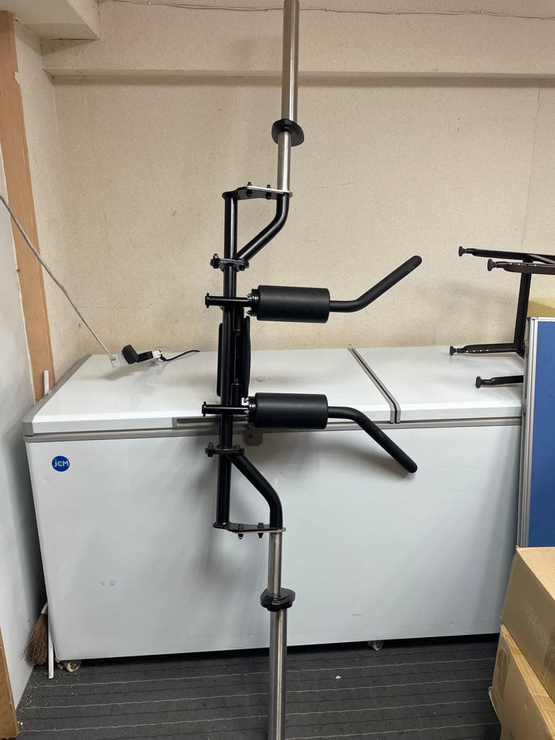 使用回数10回ほどスクワット用バーベルシャフト (東京近郊引き取り可能)