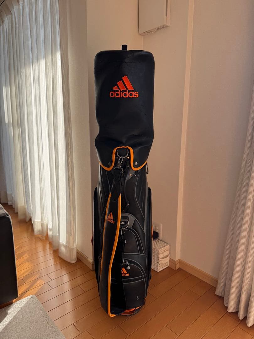 adidas アディダス　キャディバッグ　ブラック×オレンジ配色　即日発送可能‼️