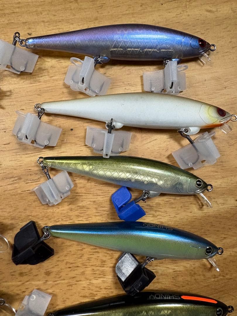 レヴォニック　シンディ