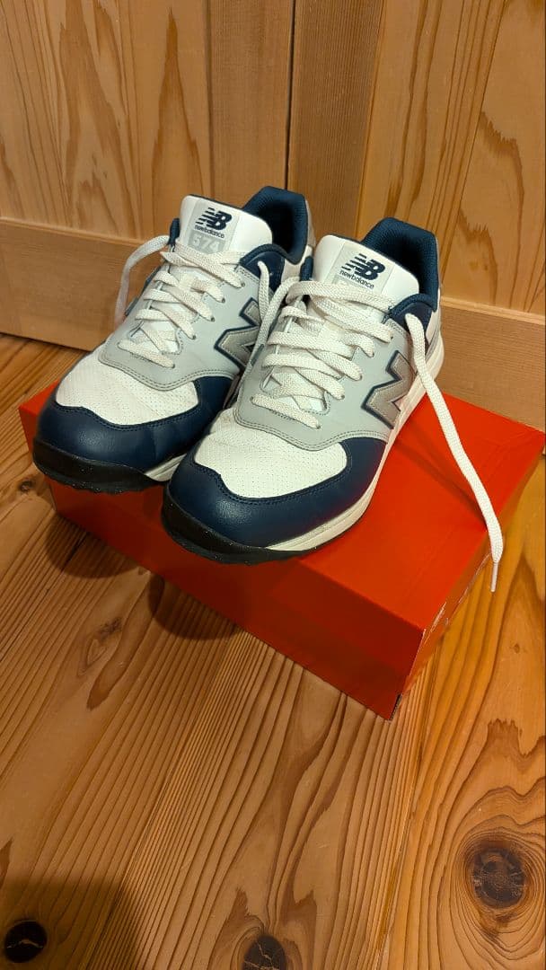 す*る様 ニューバランスゴルフ 574 v3 SL スパイクレス UGS574