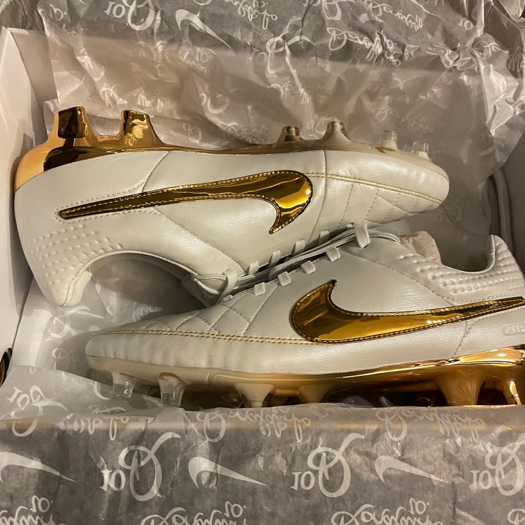 Ronaldinho × Nike Tiempo Legend 26.5cm