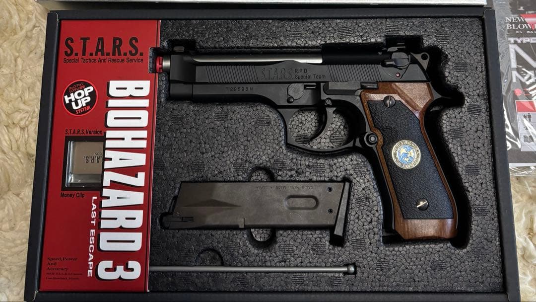 東京マルイ　サムライエッジ　M92Fカスタム・ジルバレンタイン初回モデル　中古品
