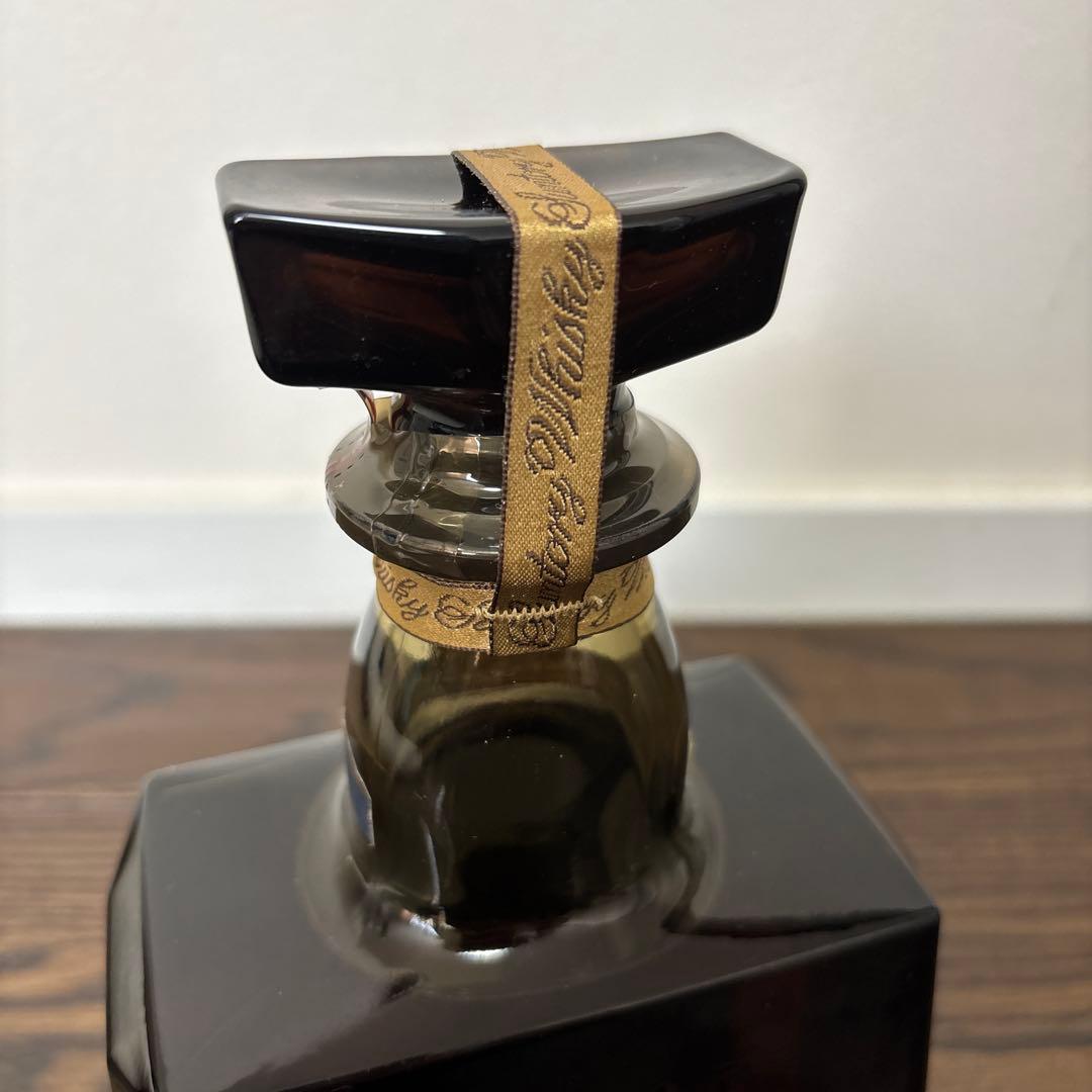 サントリー ウイスキー ローヤル 15年 青ラベル 750ml