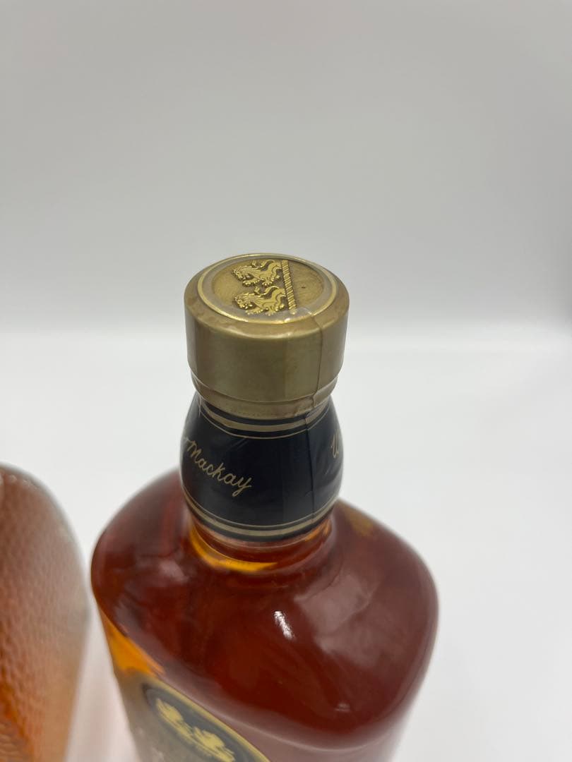 ROBERT BROWN JR サントリーウイスキー 座　ホワイト＆マッカイ