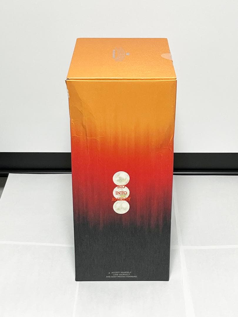 新品未開封 ラブブ ROCK THE UNIVERSE 正規品