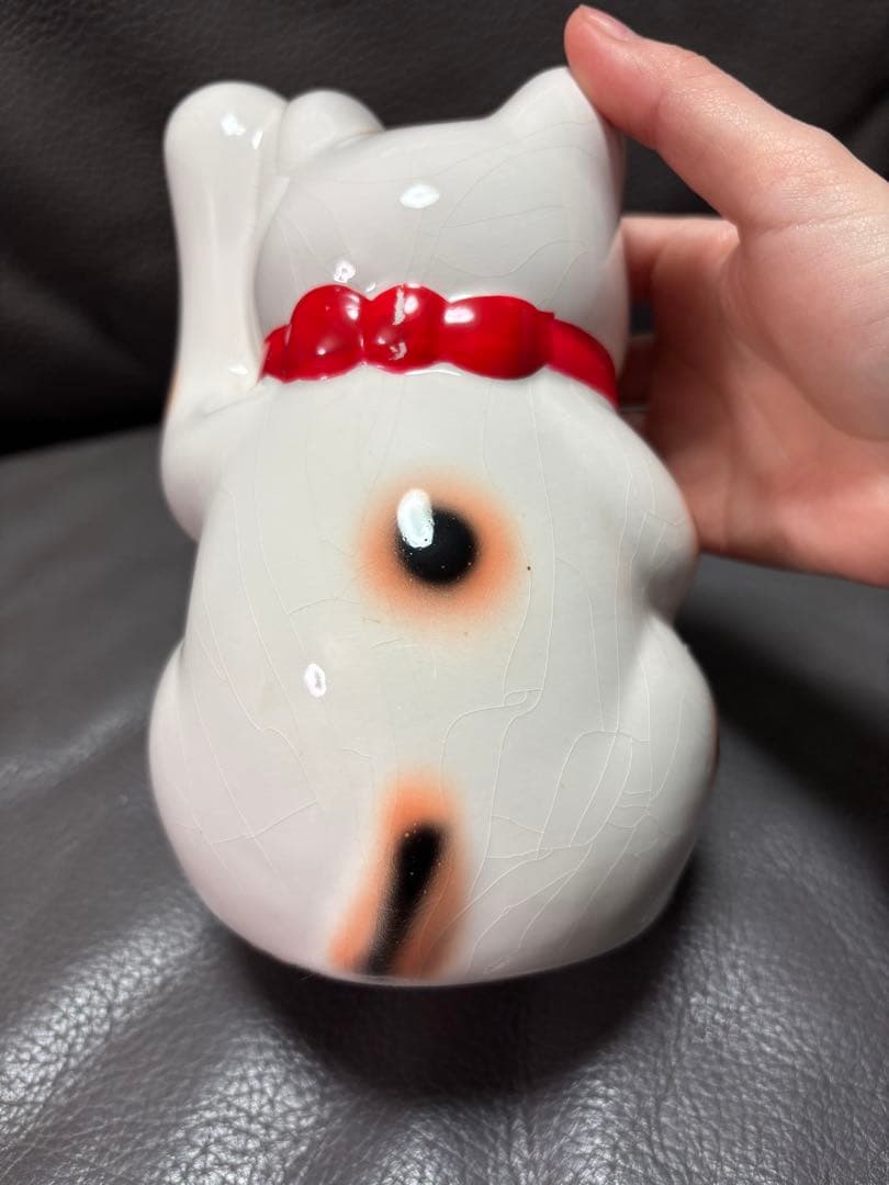 白い招き猫　置物