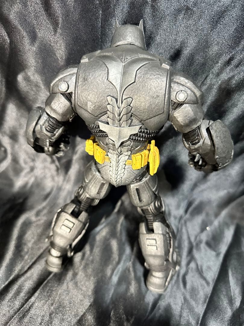 スラッシャー・スーツ(グレッグ・カプロ版) 「バットマン」 デザイナーシリーズ