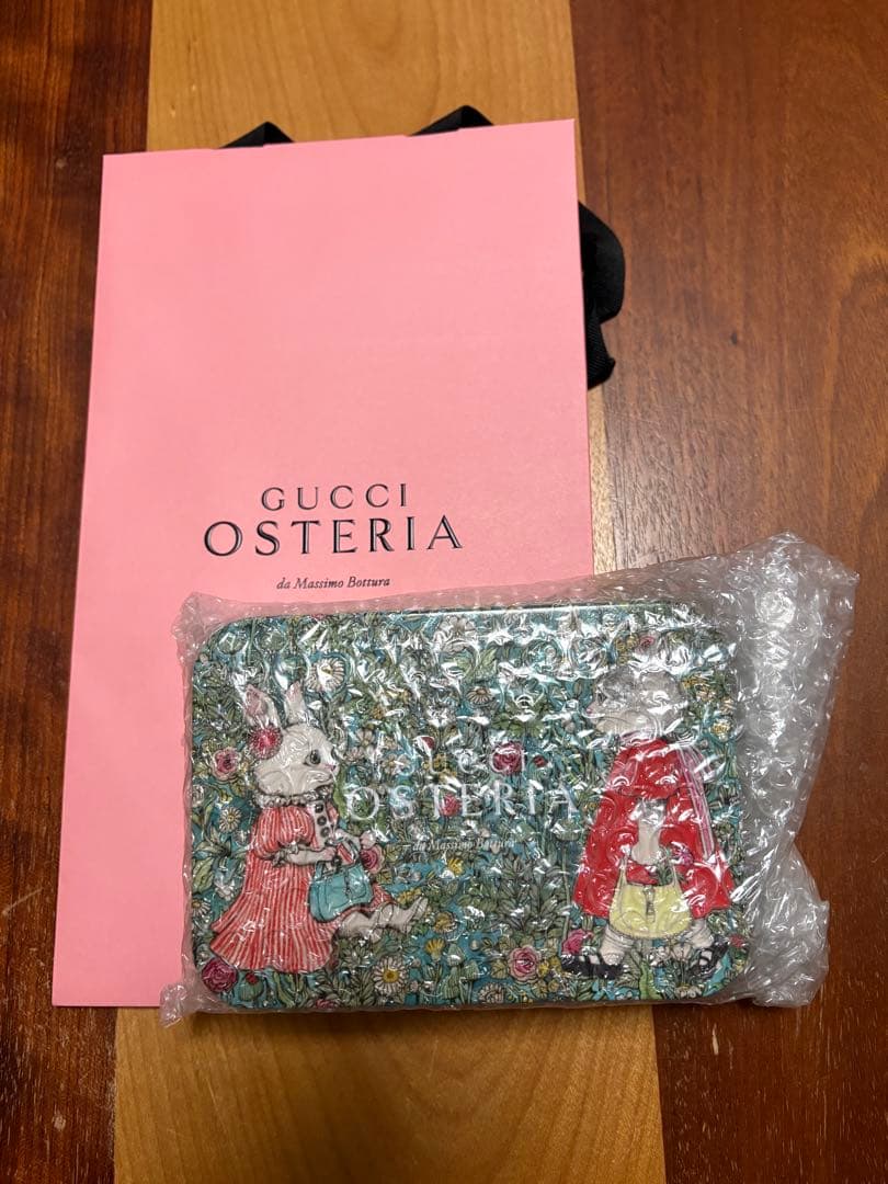 トレカ付き★新品未開封★GUCCI ヒグチユウコ ビスケットクッキーセレクション