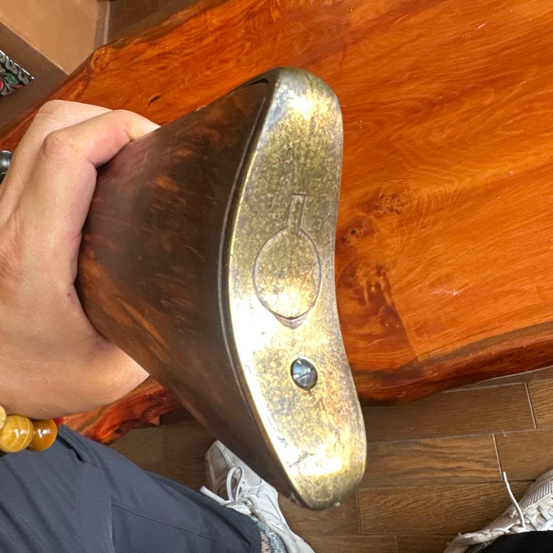 【遺品整理】モデルガン レプリカ銃 木製モデルガン ブラウン 彫刻デザイン