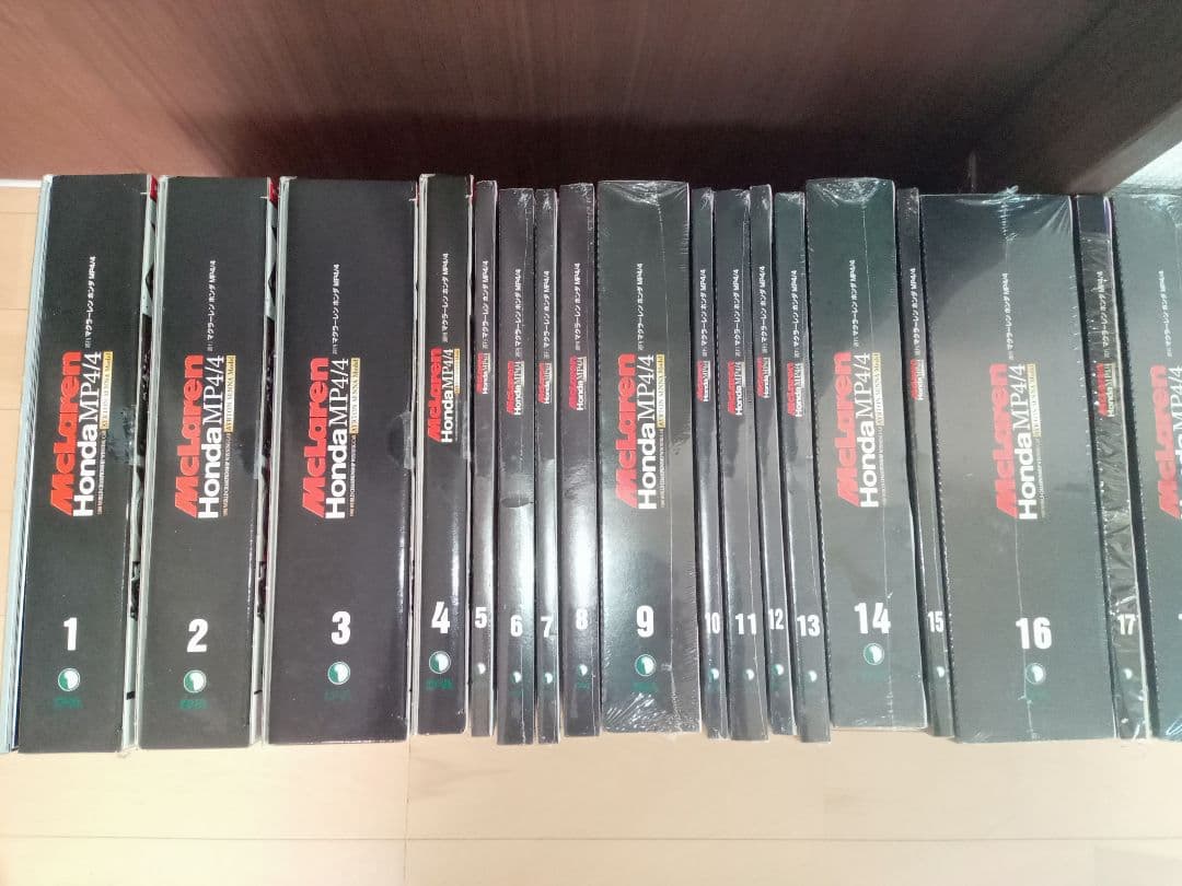 アイルトンセナ　ＭＰ4/4 ディアゴスティーニ　1〜70巻　部品未開封