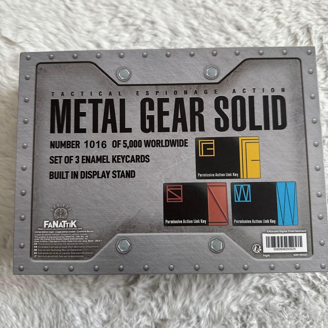 L GEAR SOLID 限定版PAL キー3種セット+ピンバッジ