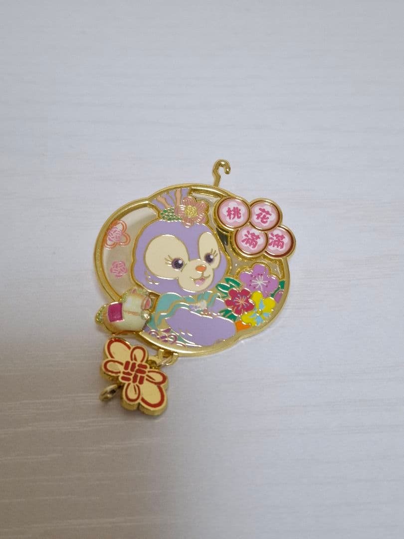 香港ディズニー ダッフィー&フレンズ 旧正月・春節 ピンバッジ 4個セット