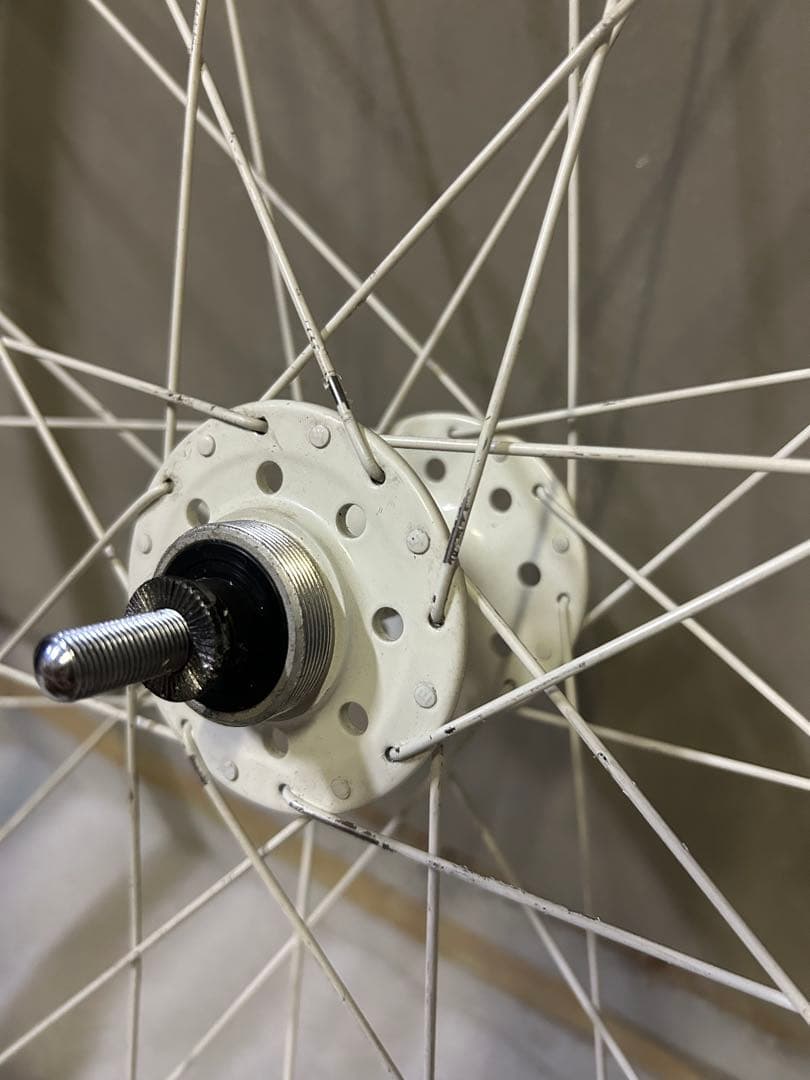 【ピスト用ホイール前輪】貴重なホワイトで映えます★