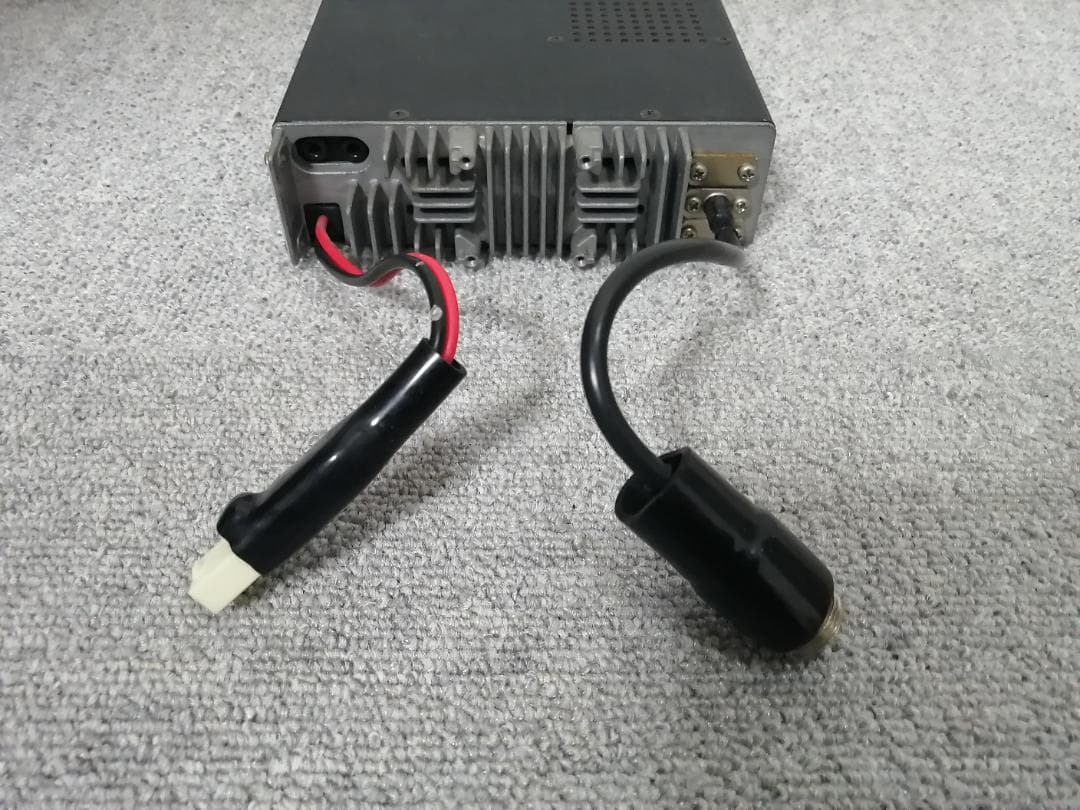 【中古】アマチュア無線 アイコム icom IC-2330 モービル機