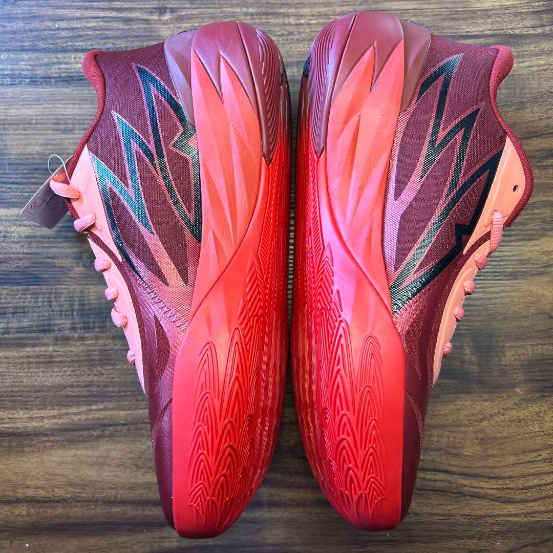 新品未使用　PUMA MB.02 ラメロボール