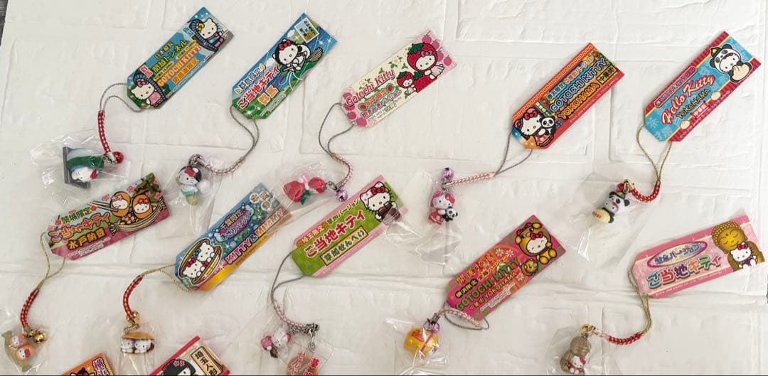 ハローキティ ご当地キティストラップ 19個セット（バラ売り不可）
