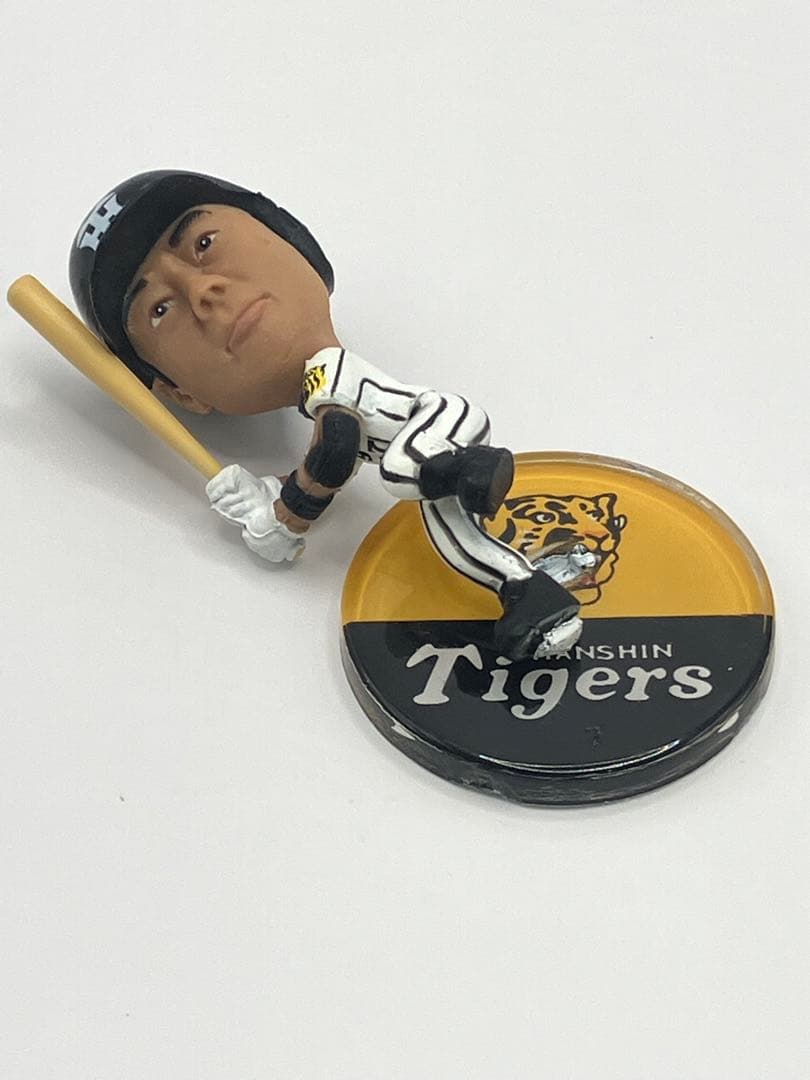 コレクター必見！阪神タイガース Tigers フィギュア 藤川球児 岡田監督Y