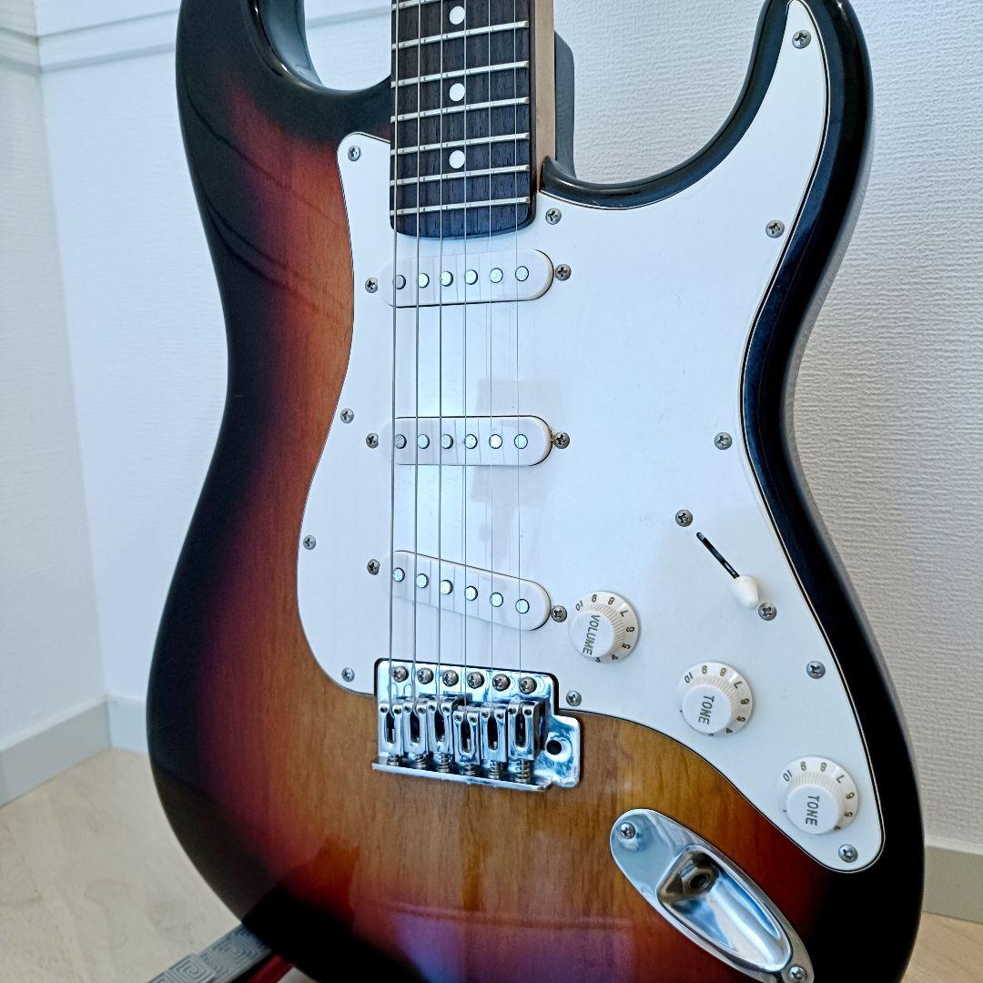 【メンテ済み】Bacchus ストラトキャスター エレキギター 本体
