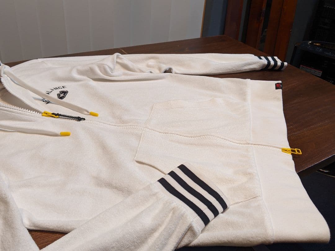 ニューバランス　ゴルフ　フルジップ　パーカー　パイル地　ボーダー　ジャケット　白