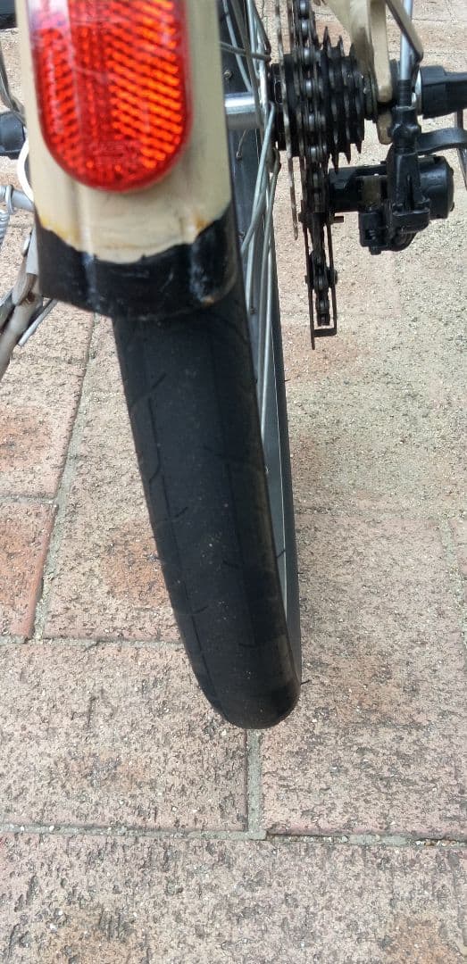 ブリジストン　アルミ軽量ミニベロ(20㌅)　大阪府八尾市 お引取り限定[配達可]