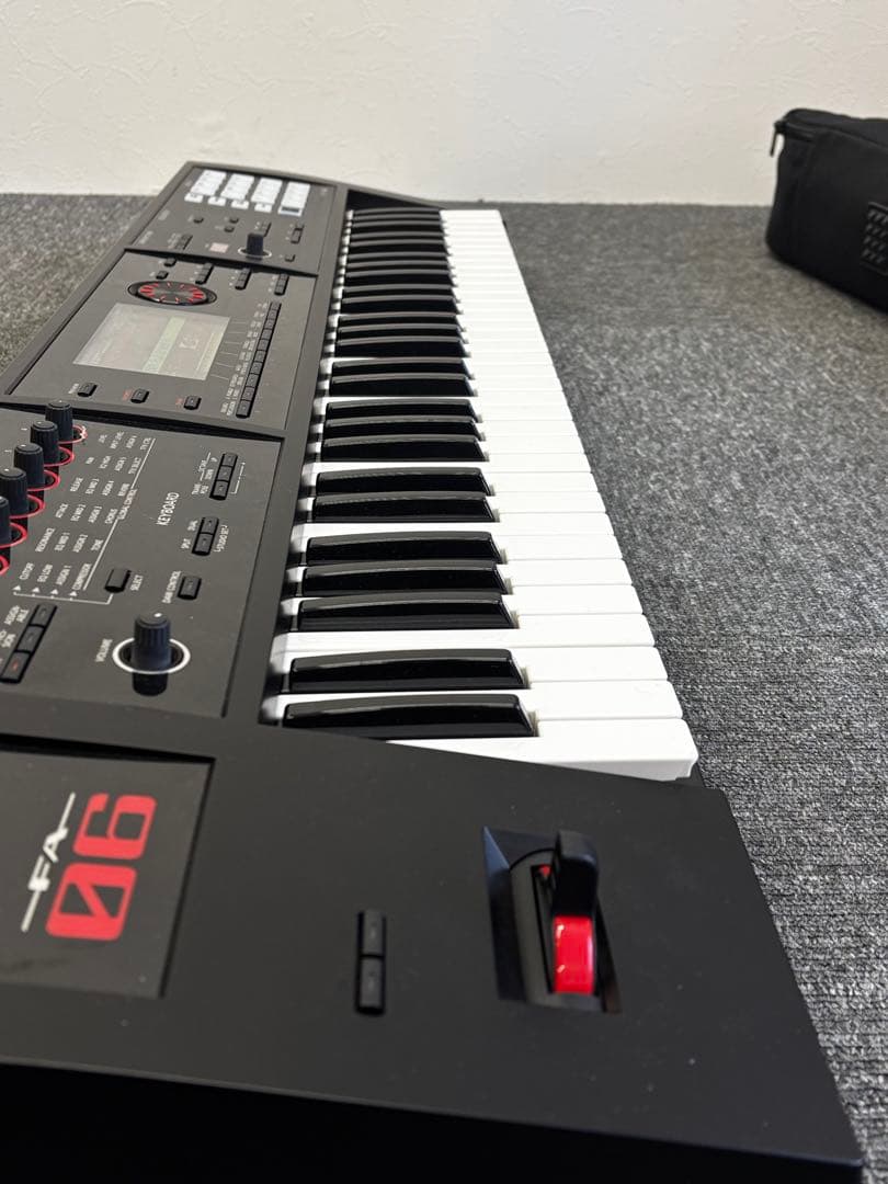 Roland FA06 シンセサイザー ACアダプター&ケース付き ローランド