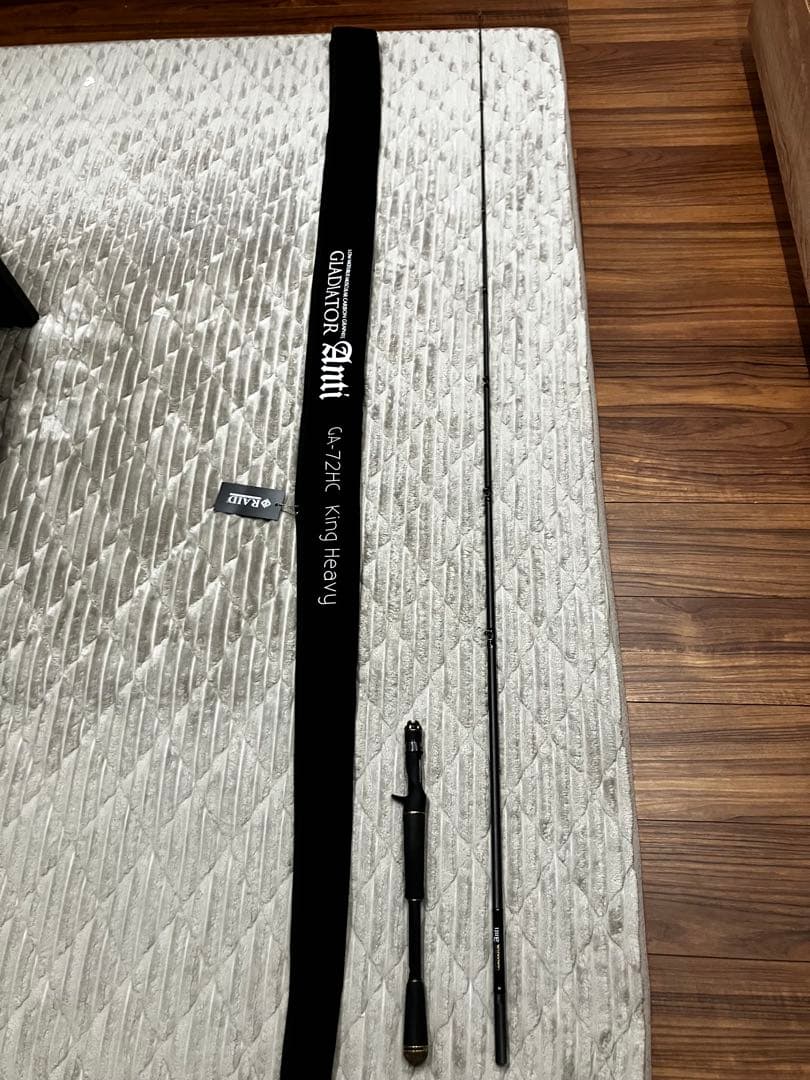 RAID JAPAN GLADIATORAnti GA-72HC キングヘビー