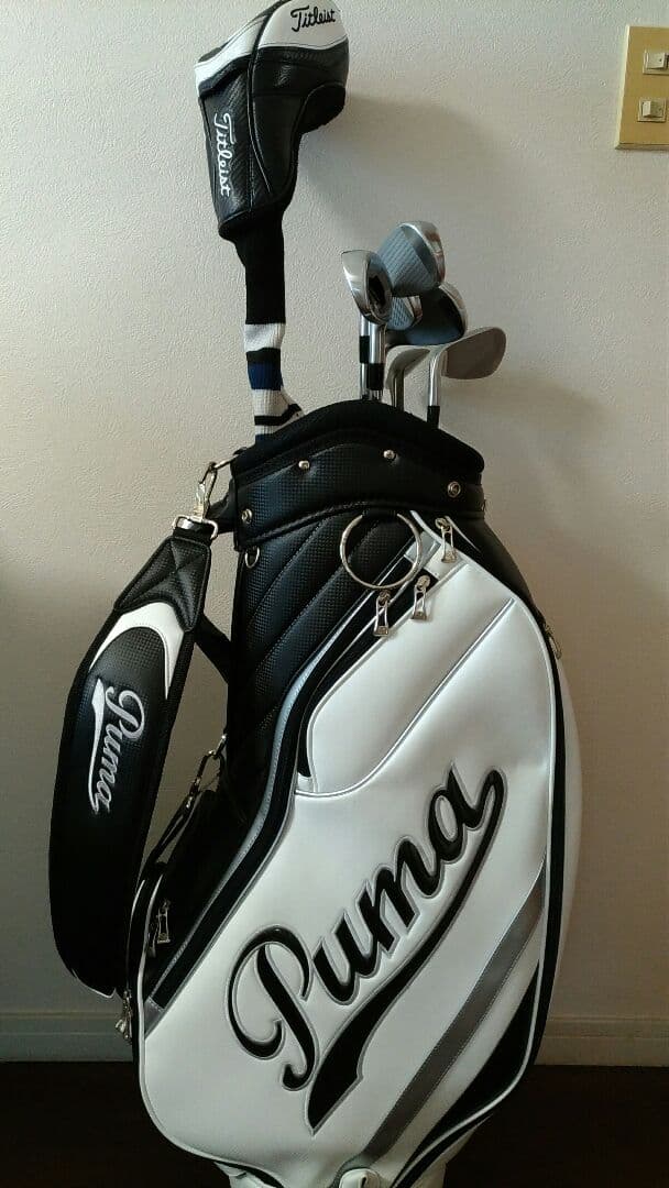 Titleist（タイトリスト）アイアンセット・ドライバー・ゴルフバック
