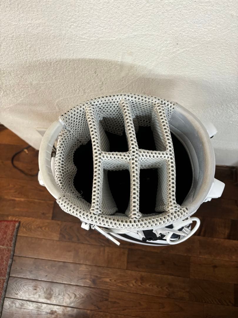 ゴルフバッグ・キャディバッグ Miii