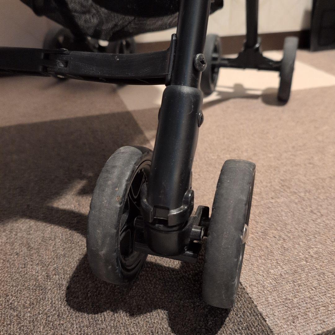 Combi コムペット ミリミリライト シャンパンローズ