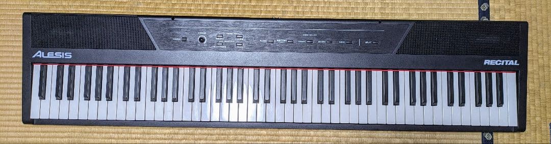 処分セール★ALESIS 電子ピアノ 88鍵盤スピーカー Recital 譜面台